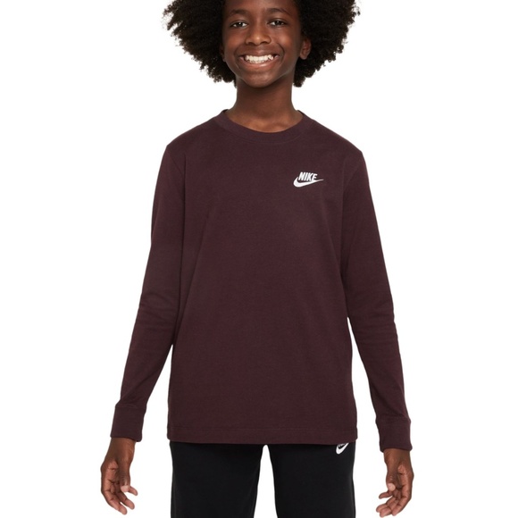 NWT L  Nike Big Kids Sportswear Logo Embroidered Long-Sleeve T-Shirt - Bgycrh - Picture 2 of 3